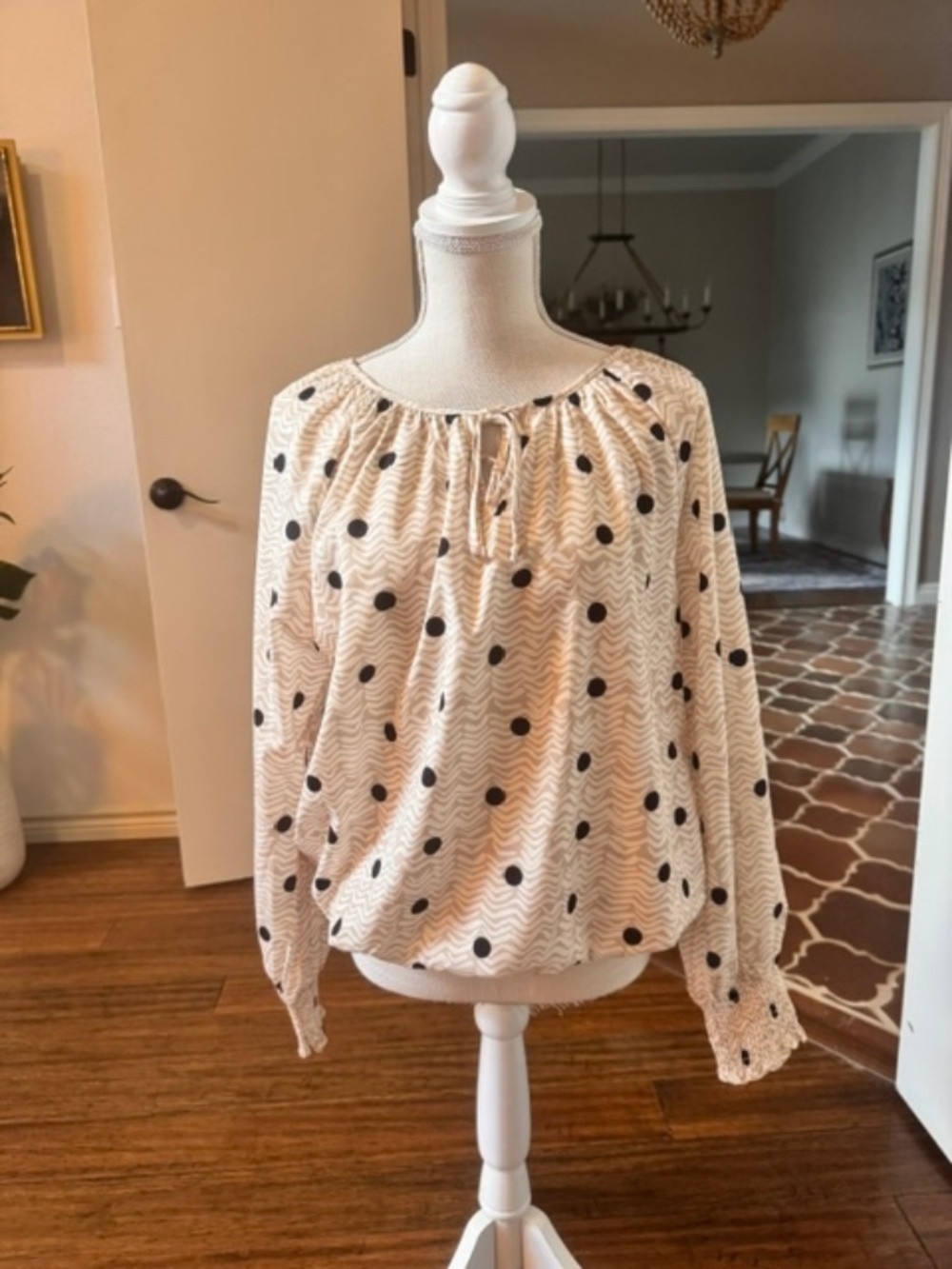 Mazik Cream & Black Polka Dot Keyhole Blouse Long Sleeve Smocked Cuffs Size S